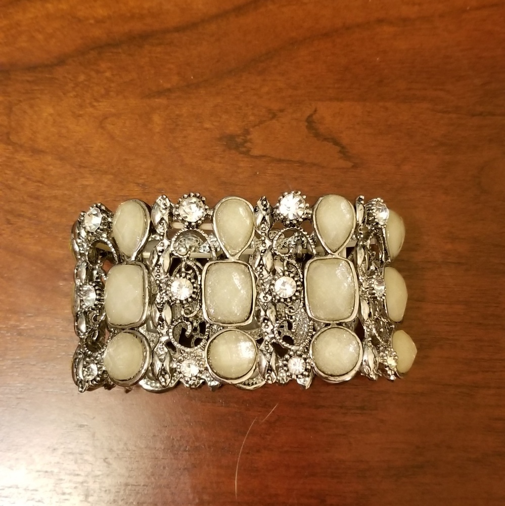 Premier Designs bracelet